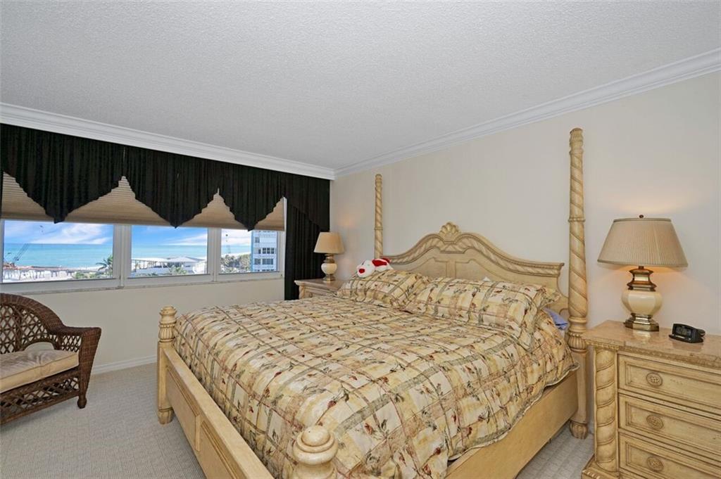 Bermuda House - Residential