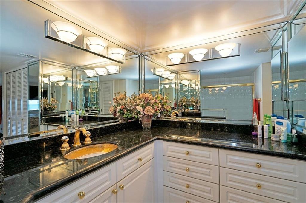 Bermuda House - Residential