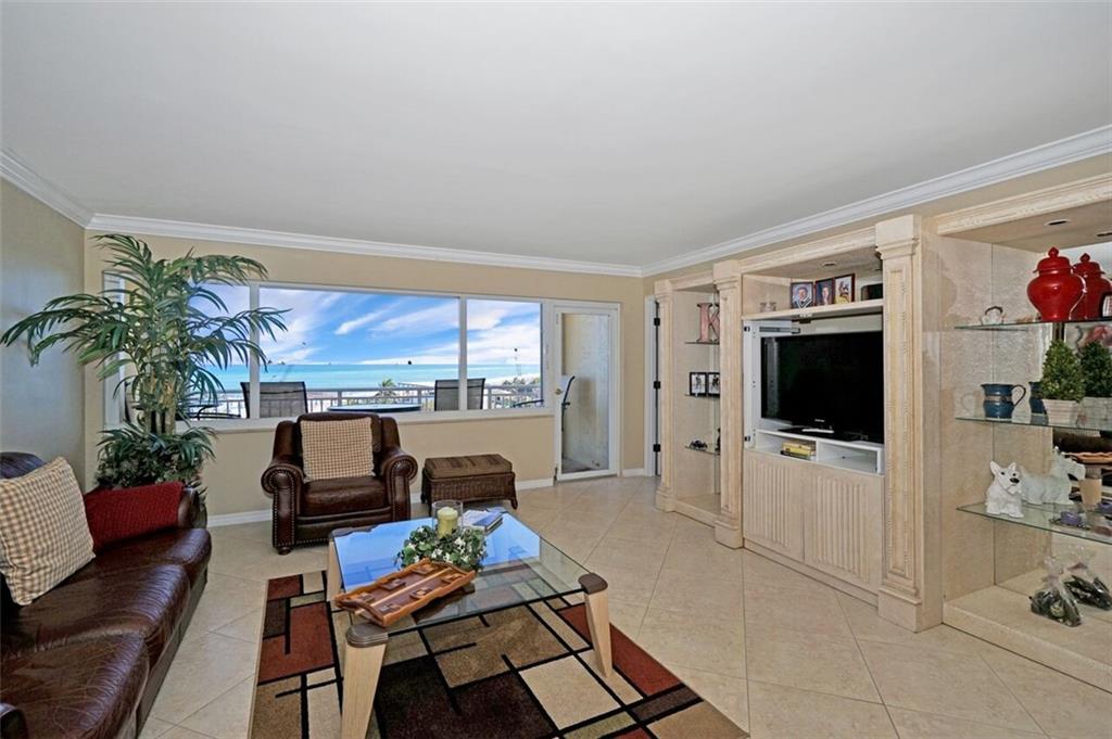 Bermuda House - Residential