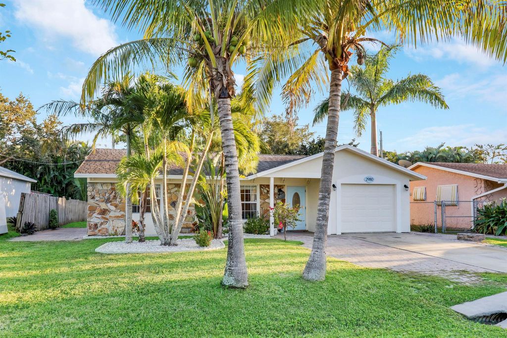 Photo of 2980 SE Cypress Street, Stuart, FL 34997 (MLS # R11050811)