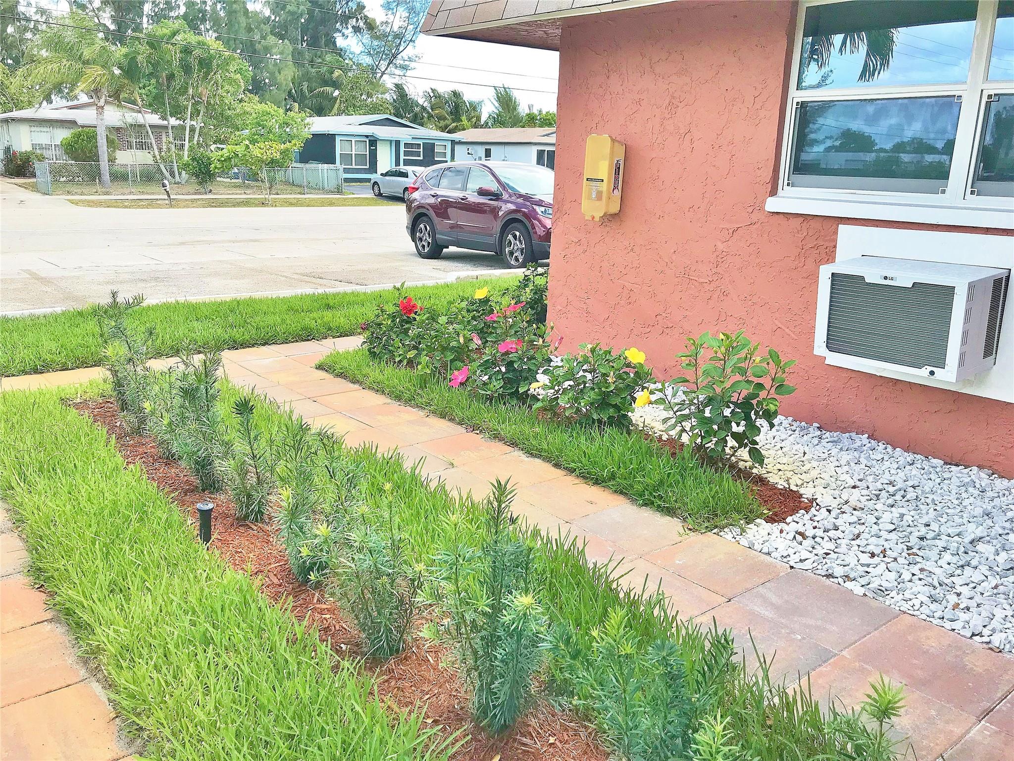 Flamingo Village 44-39 B - Residential Lease