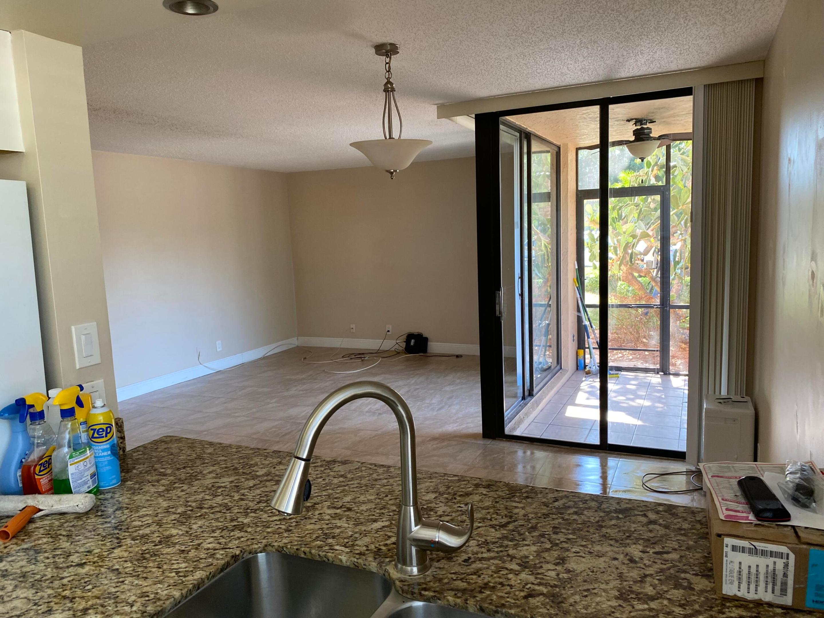 LAVERS DELRAY RACQUET CLUB CONDO - Residential Lease