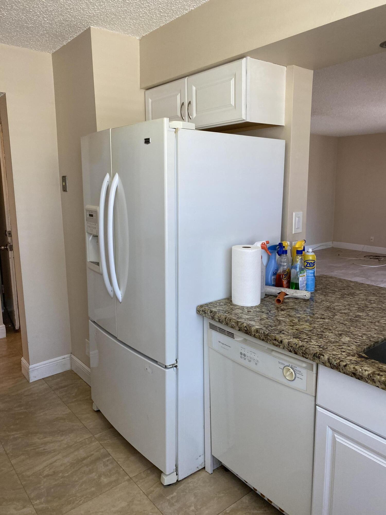 LAVERS DELRAY RACQUET CLUB CONDO - Residential Lease