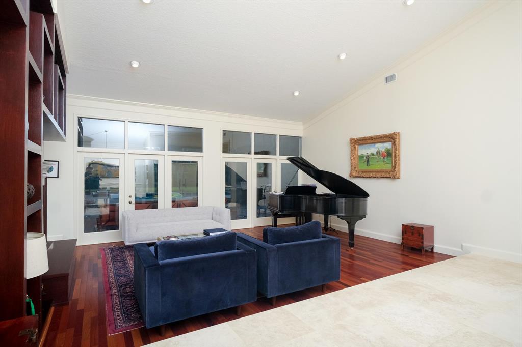 PADDOCK PARK 1 OF WELLINGTON - Residential