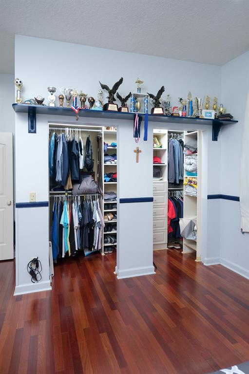 PADDOCK PARK 1 OF WELLINGTON - Residential