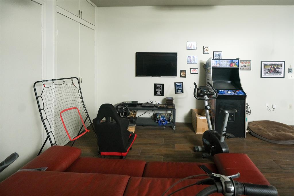 PADDOCK PARK 1 OF WELLINGTON - Residential