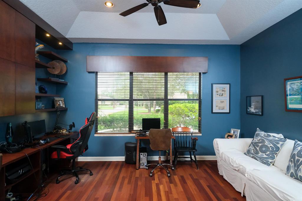 PADDOCK PARK 1 OF WELLINGTON - Residential