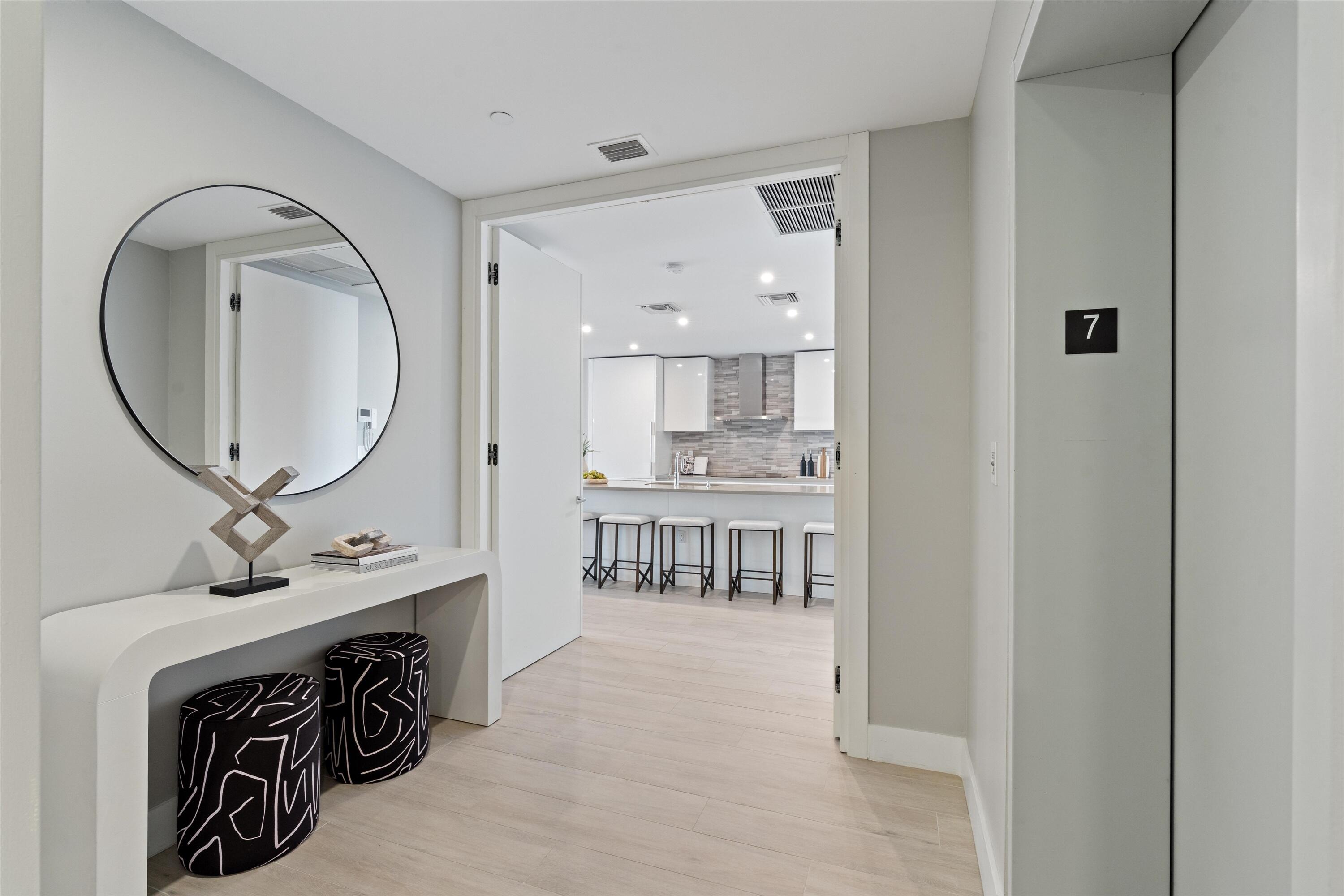 920 Intracoastal Drive 702, Fort Lauderdale, FL, 33304/$1,775,000 3 920 Intracoastal Drive 702