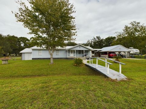 A home in East Palatka