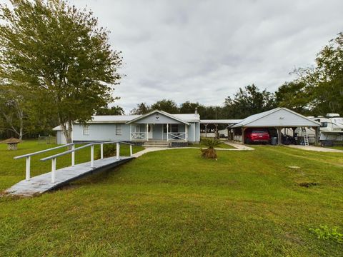 A home in East Palatka