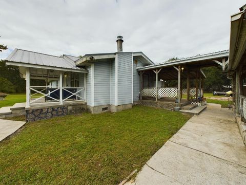 A home in East Palatka