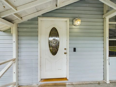 A home in East Palatka