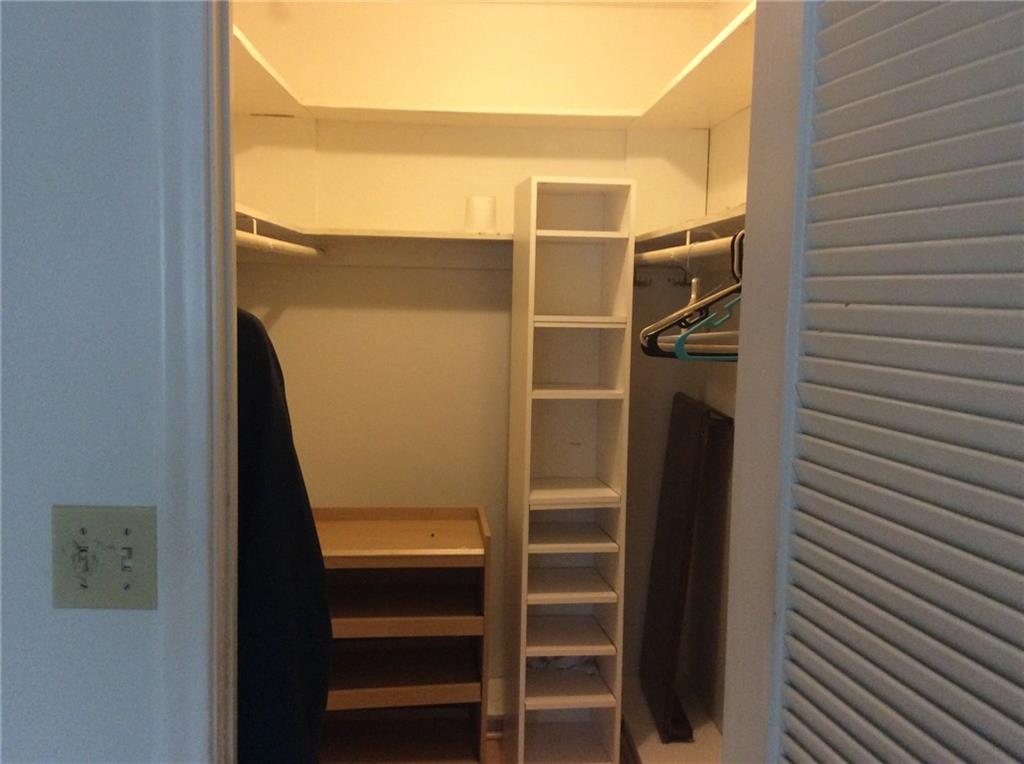 Meadowbrook Towers Condo - Residential