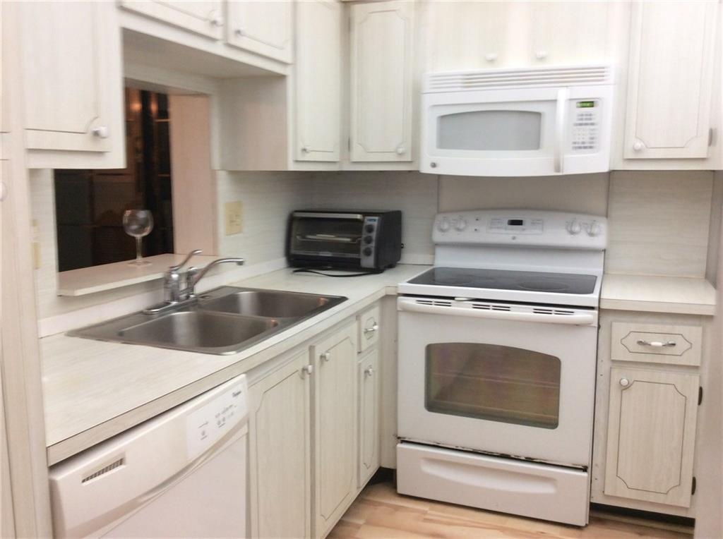 Meadowbrook Towers Condo - Residential