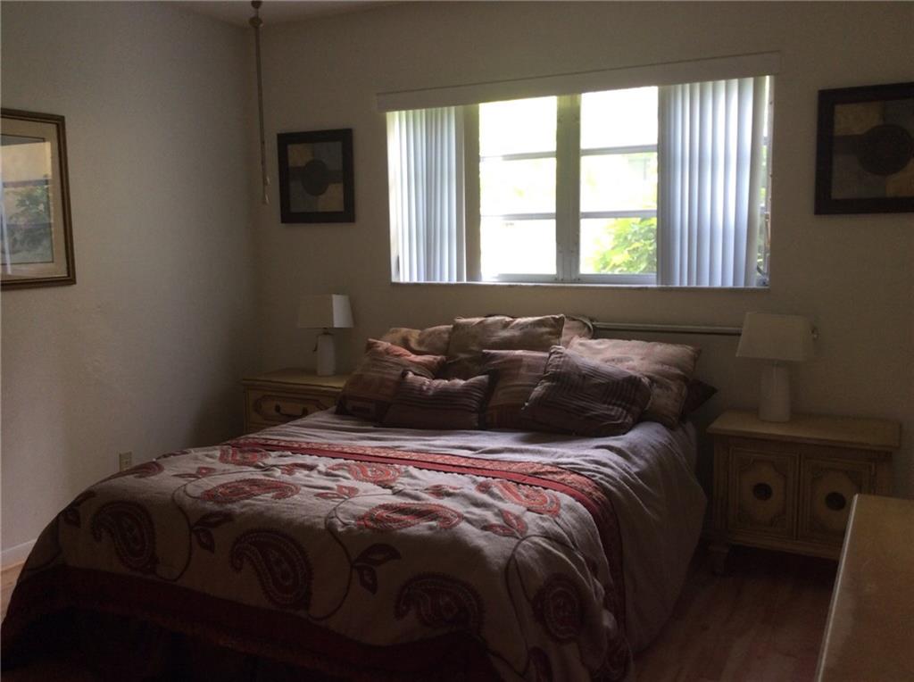 Meadowbrook Towers Condo - Residential