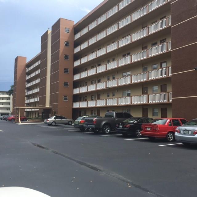 Meadowbrook Towers Condo - Residential