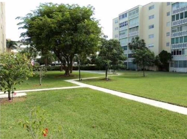 Meadowbrook Towers Condo - Residential