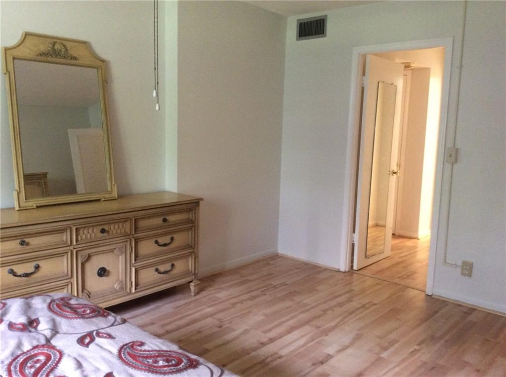 Meadowbrook Towers Condo - Residential