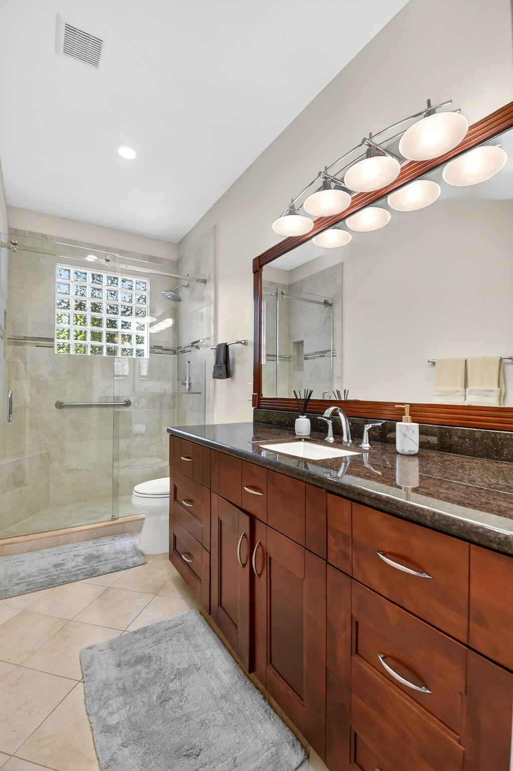 Wycliffe - Kensington - Residential