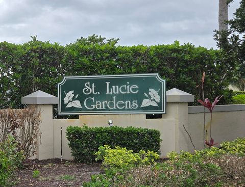 Photo of 4234 SE Home Way, Port Saint Lucie, FL 34952 (MLS # B26017891)