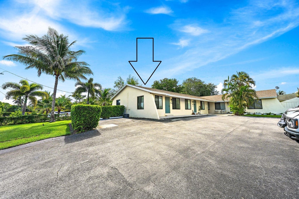 Photo of 1924 Service Road, North Palm Beach, FL 33408 (MLS # B26070109)