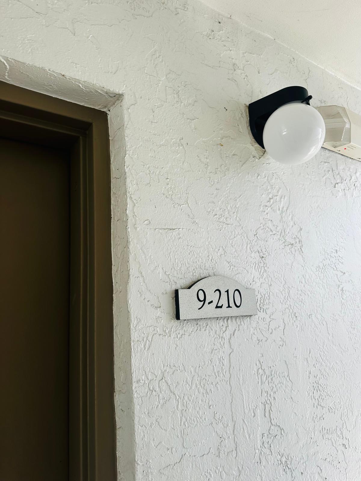 HOLLYWOOD PARC CONDOMINIUM - Residential Lease