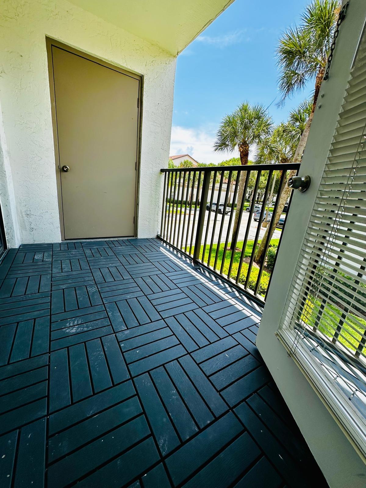 HOLLYWOOD PARC CONDOMINIUM - Residential Lease