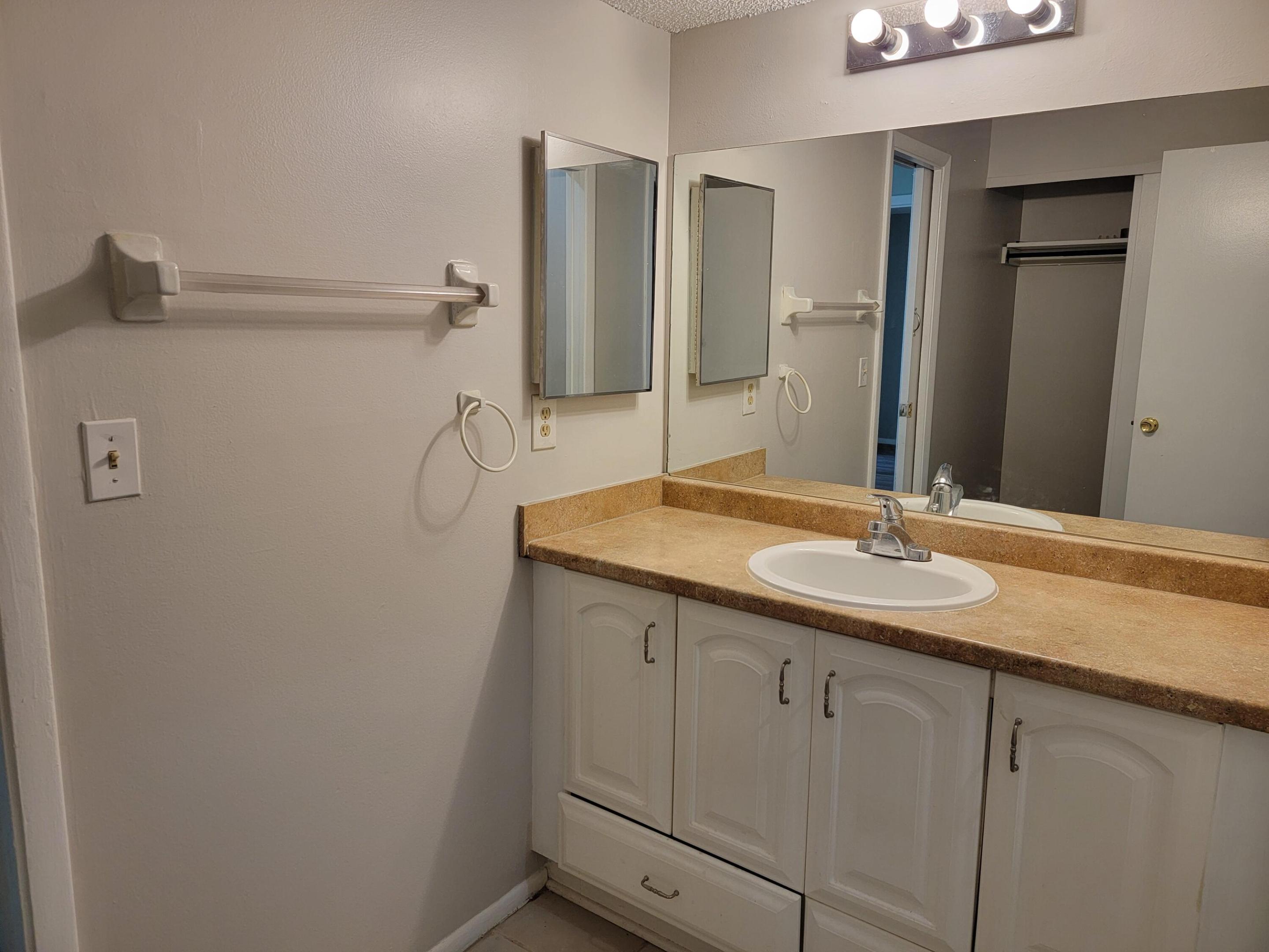 INDIAN PINES VILLAGE - Residential Lease