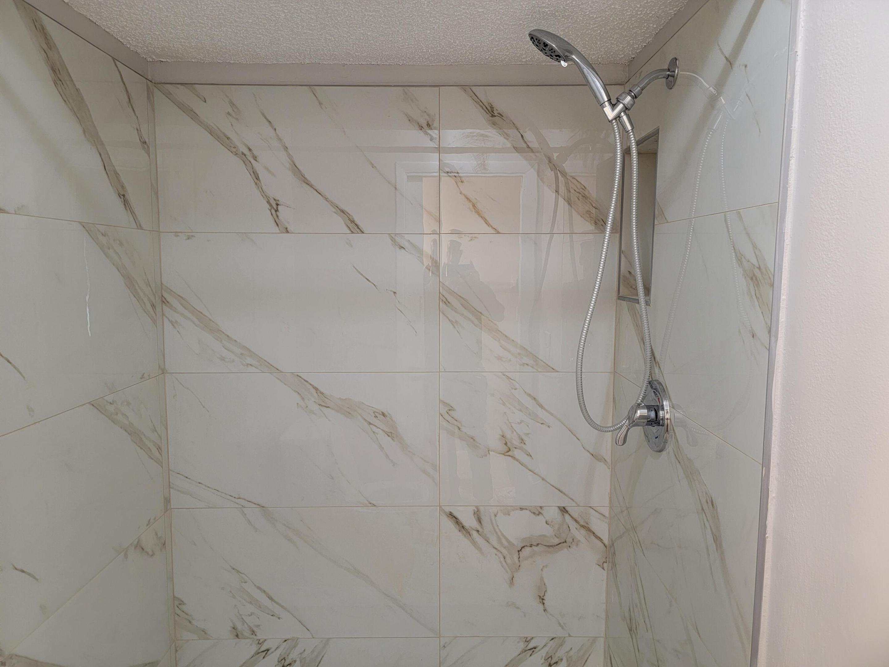 INDIAN PINES VILLAGE - Residential Lease