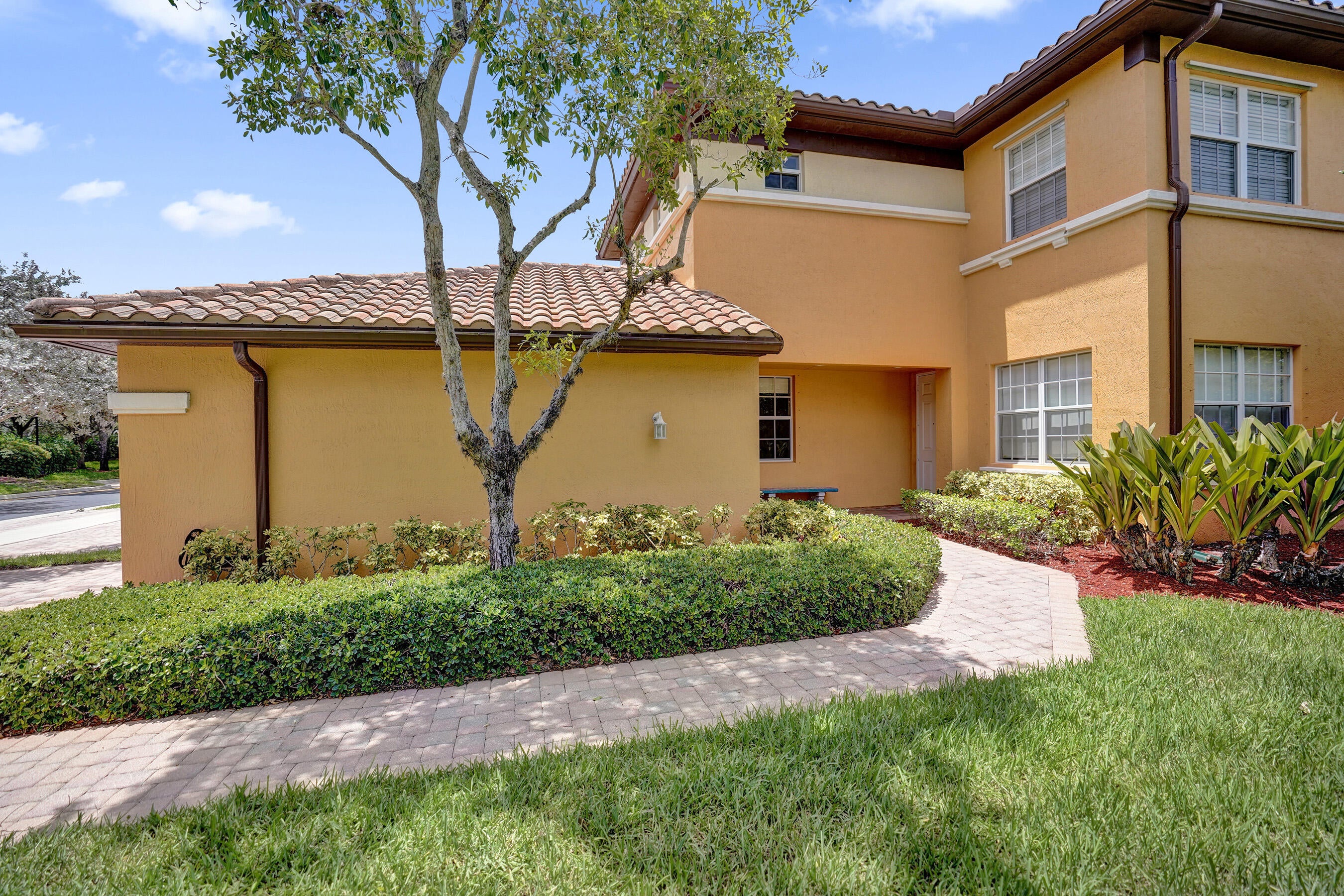 8041 NW 127TH Lane 3-C