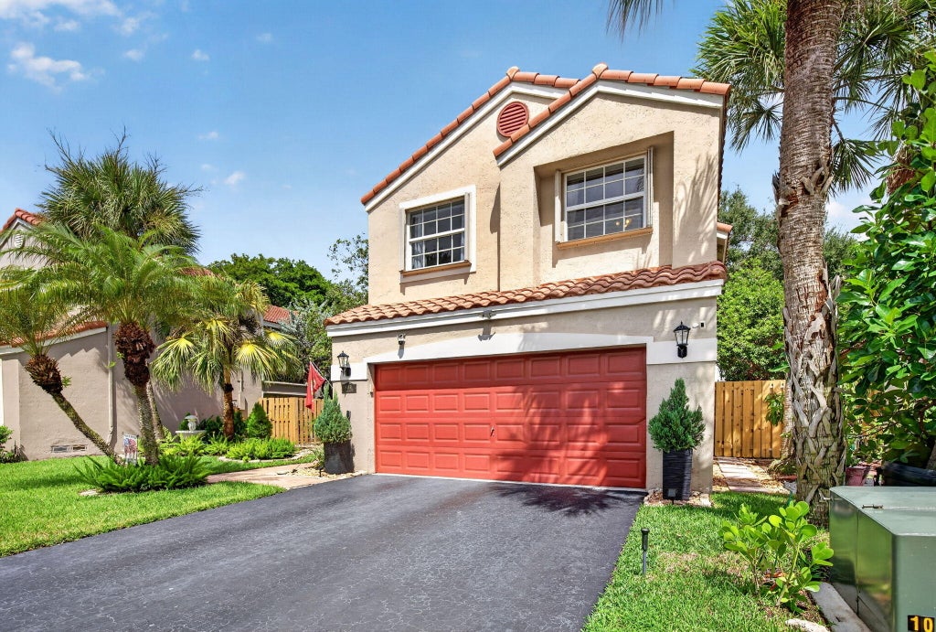 Photo of 10531 NW 11TH Court, Plantation, FL 33322 (MLS # B26077255)