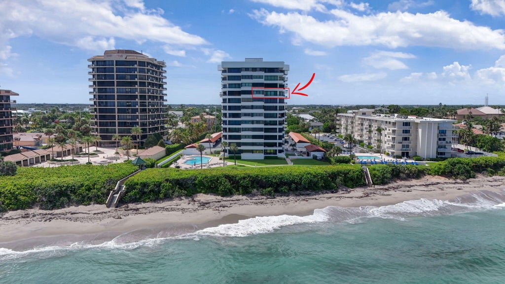 Photo of 600 Ocean Drive #9A, Juno Beach, FL 33408 (MLS # B26076494)