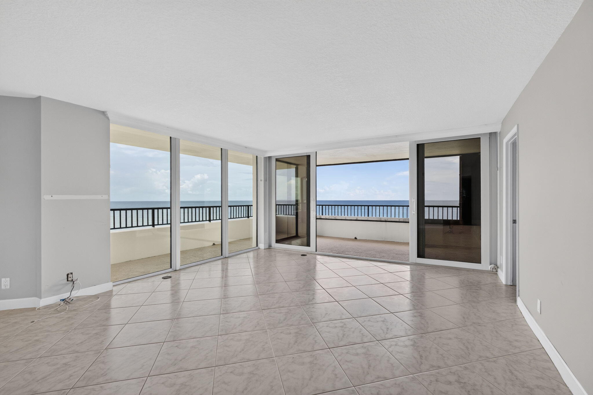 600 Ocean Drive 9A