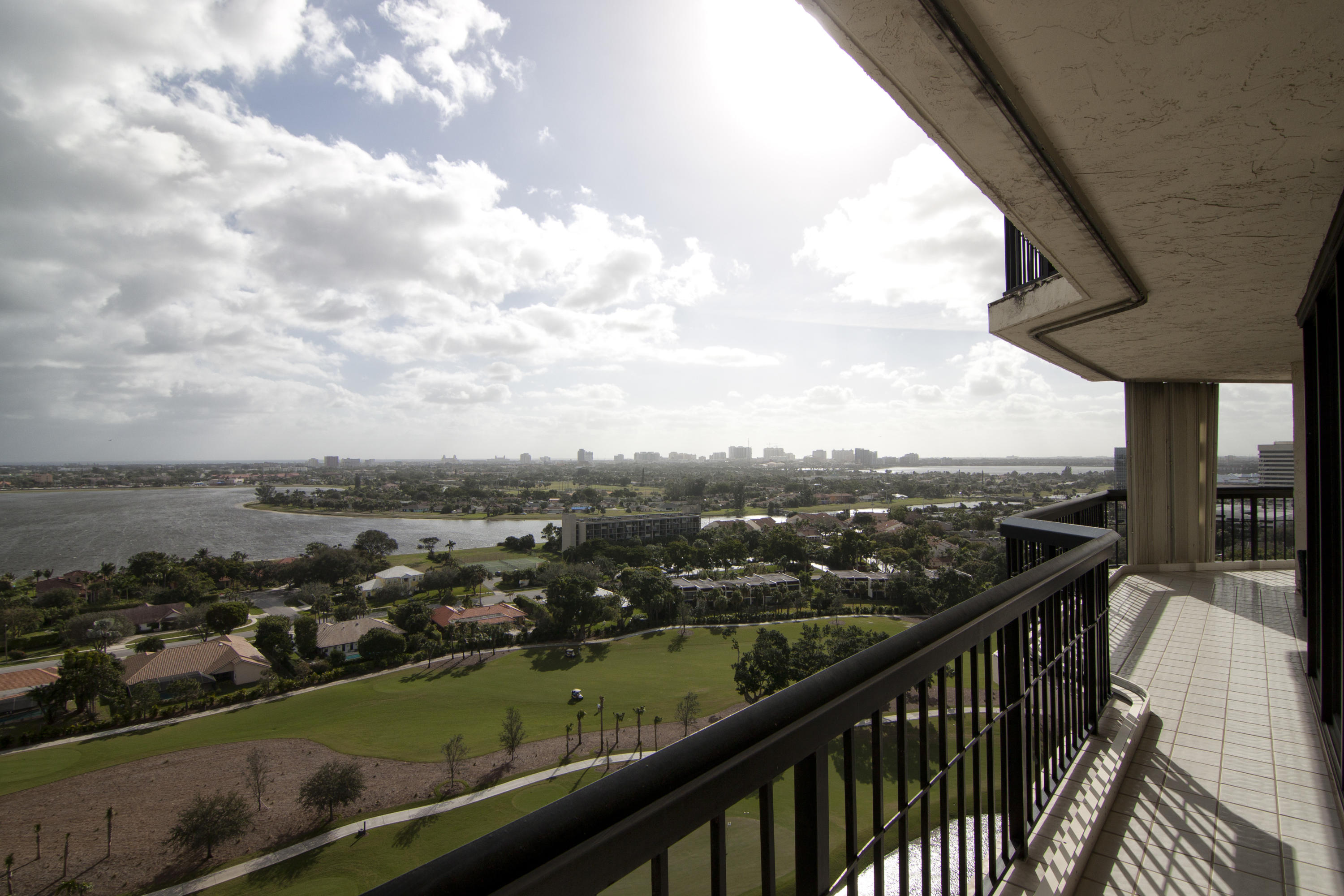 LANDS OF THE PRESIDENT - Residential