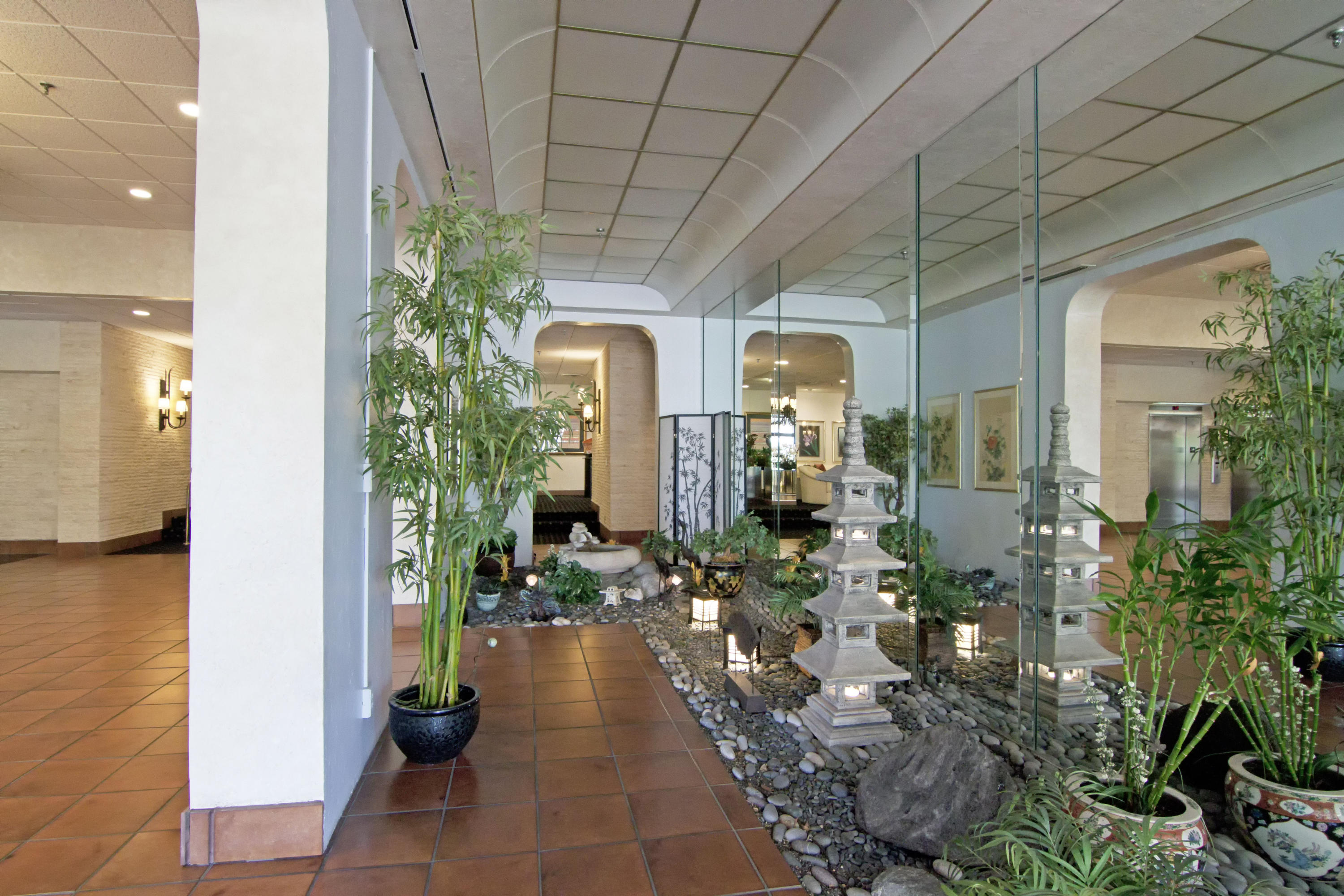 LANDS OF THE PRESIDENT - Residential