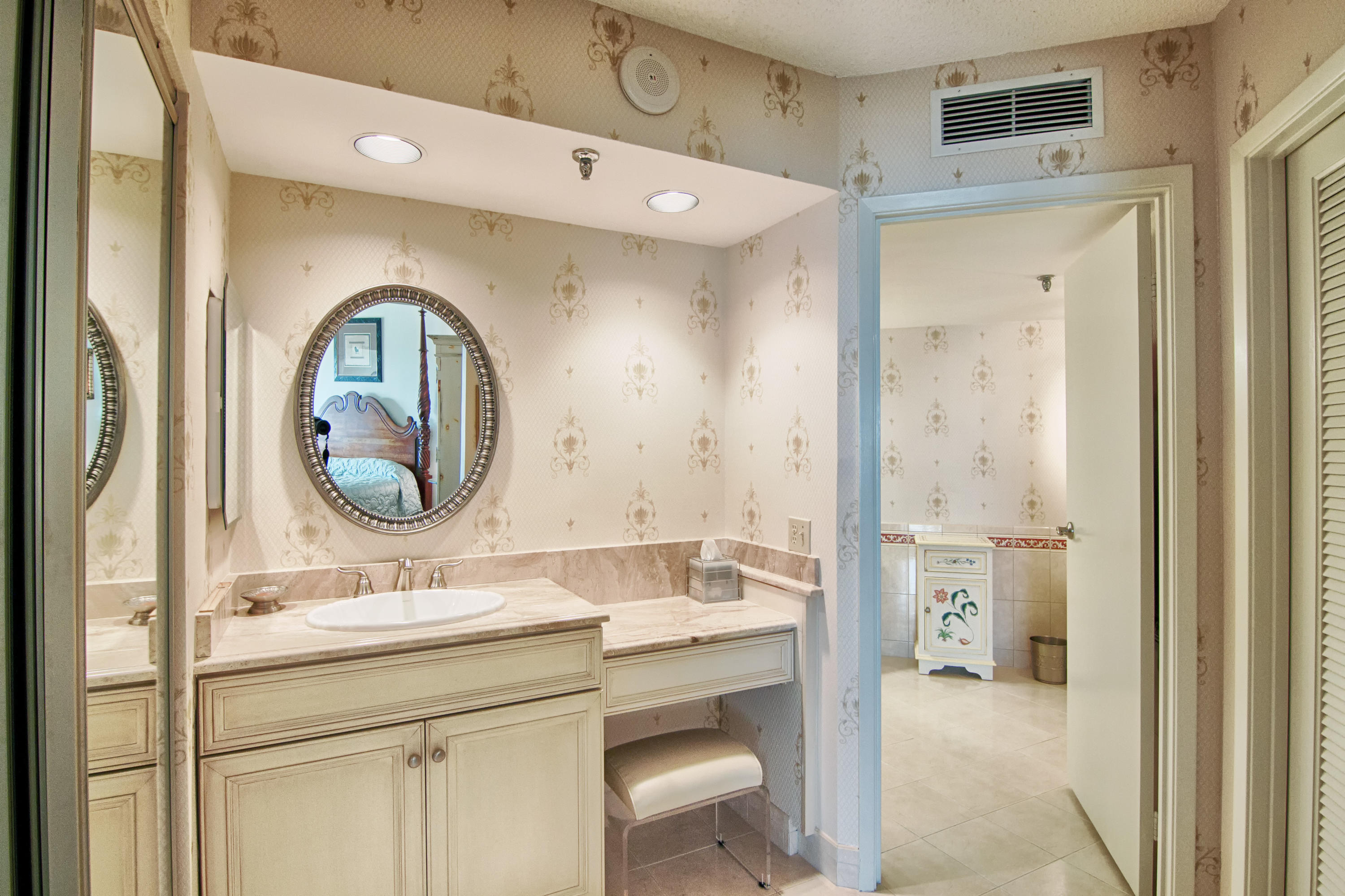 LANDS OF THE PRESIDENT - Residential