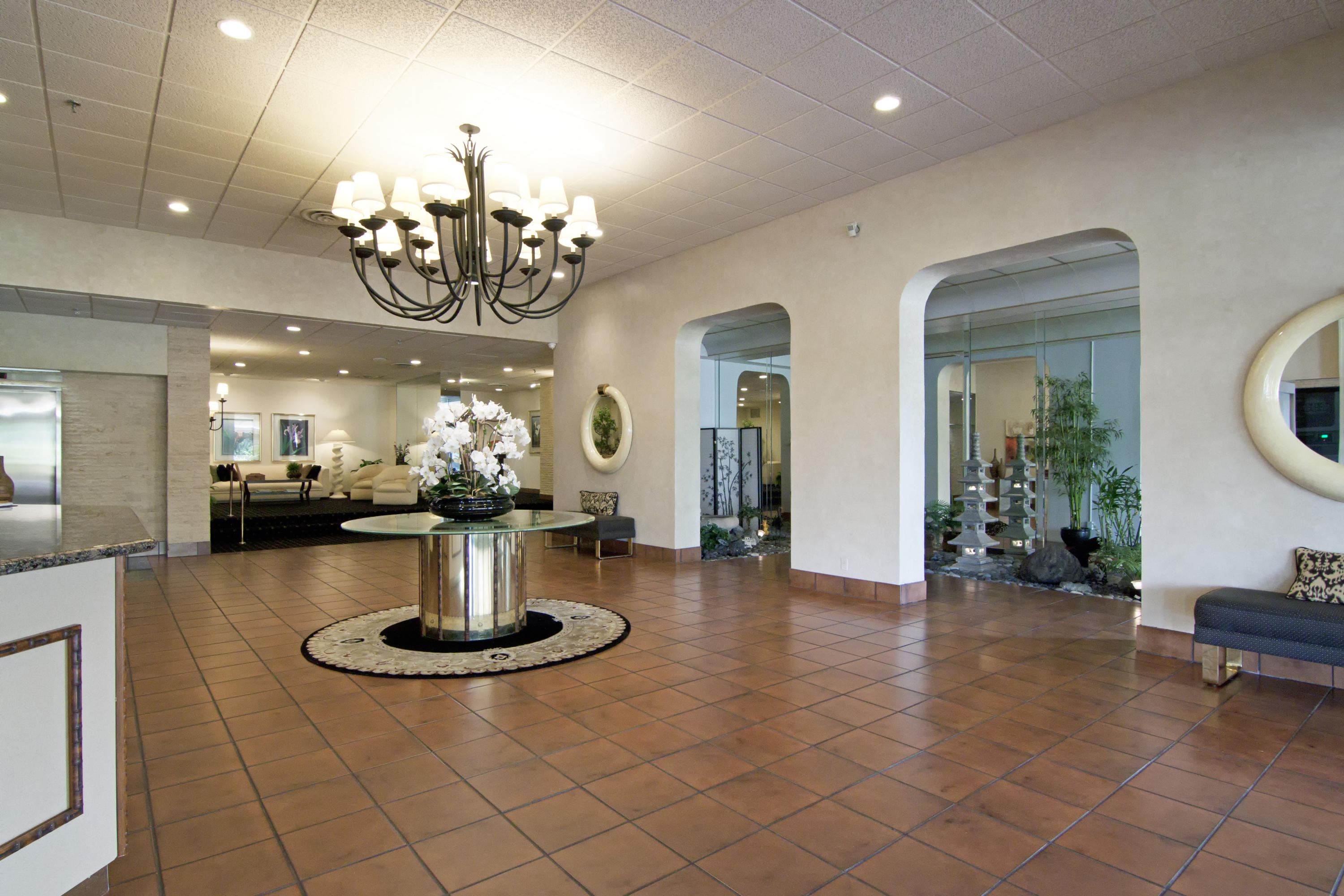 LANDS OF THE PRESIDENT - Residential