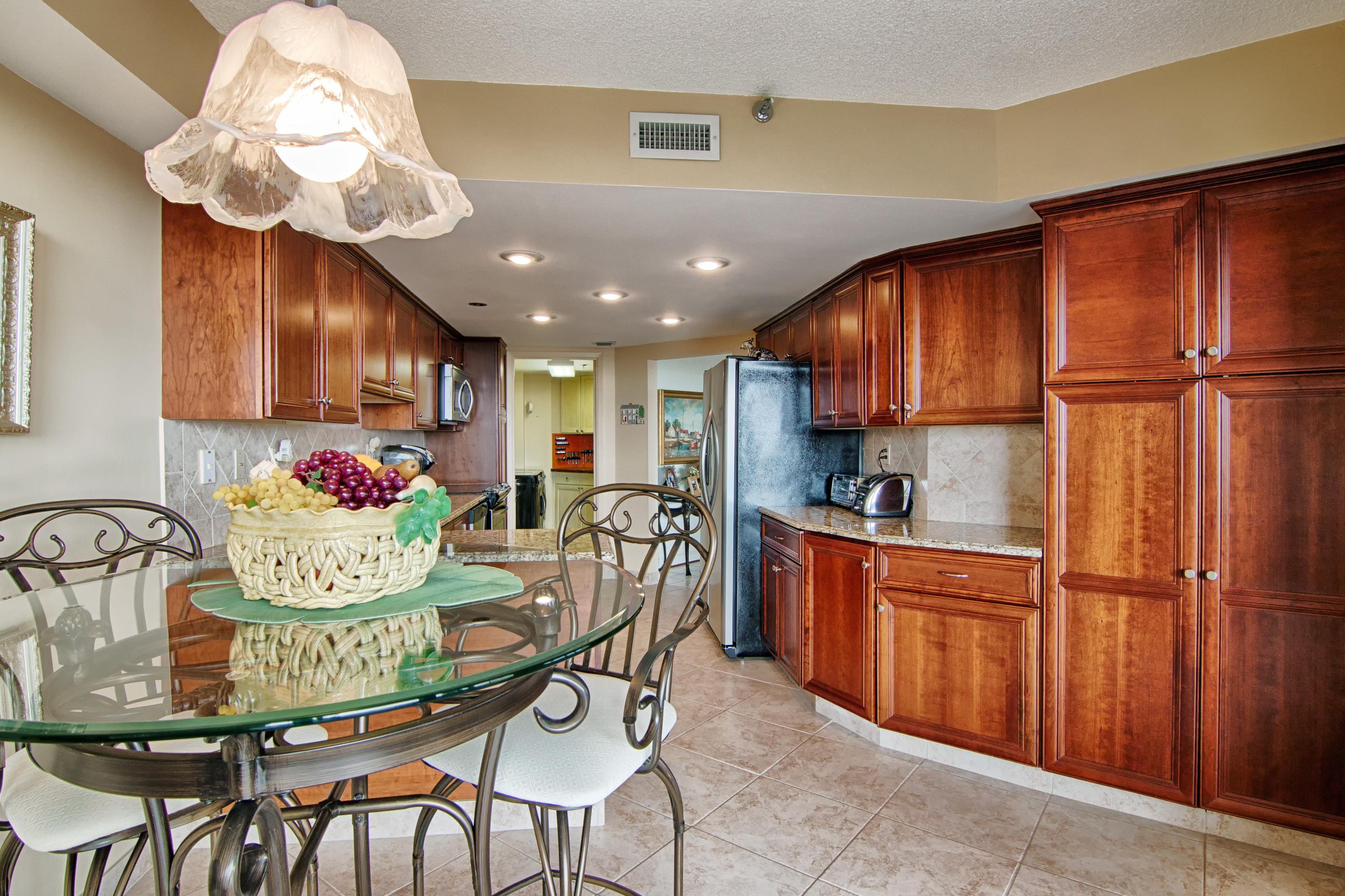 LANDS OF THE PRESIDENT - Residential