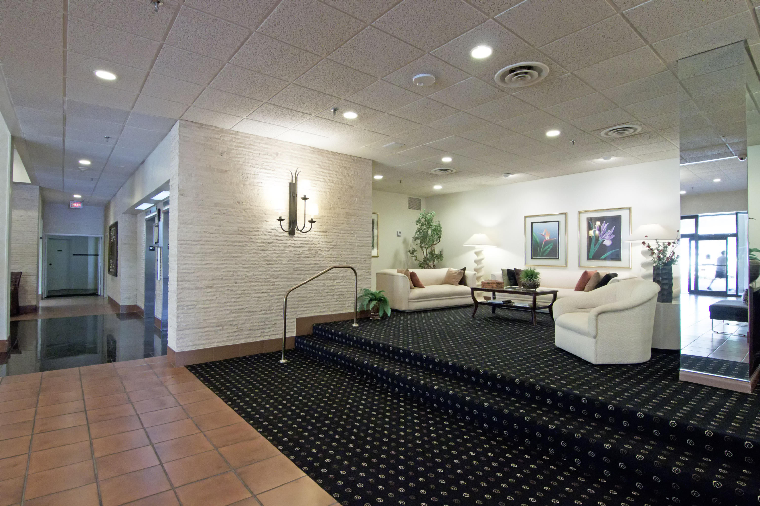 LANDS OF THE PRESIDENT - Residential