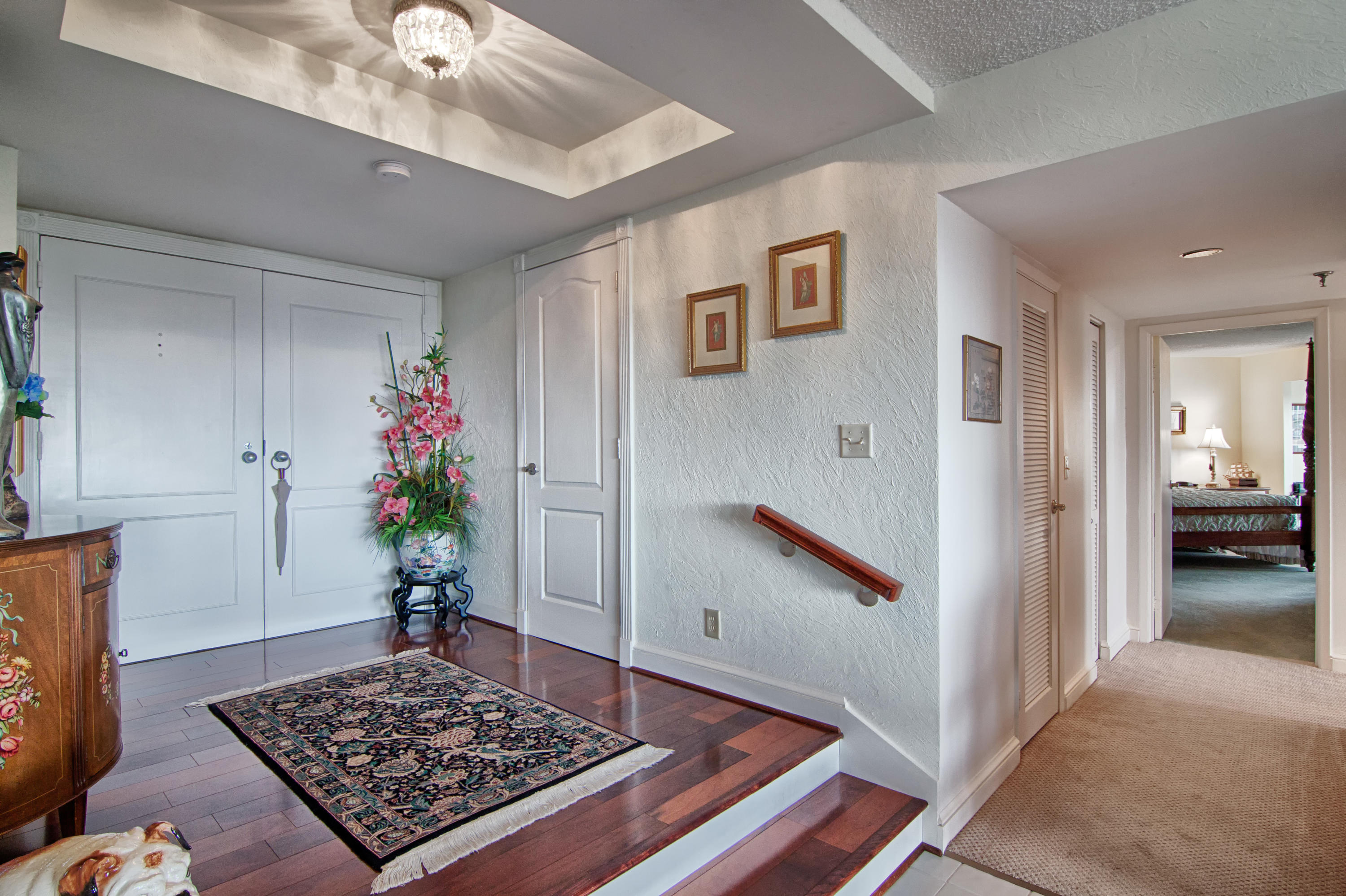 LANDS OF THE PRESIDENT - Residential