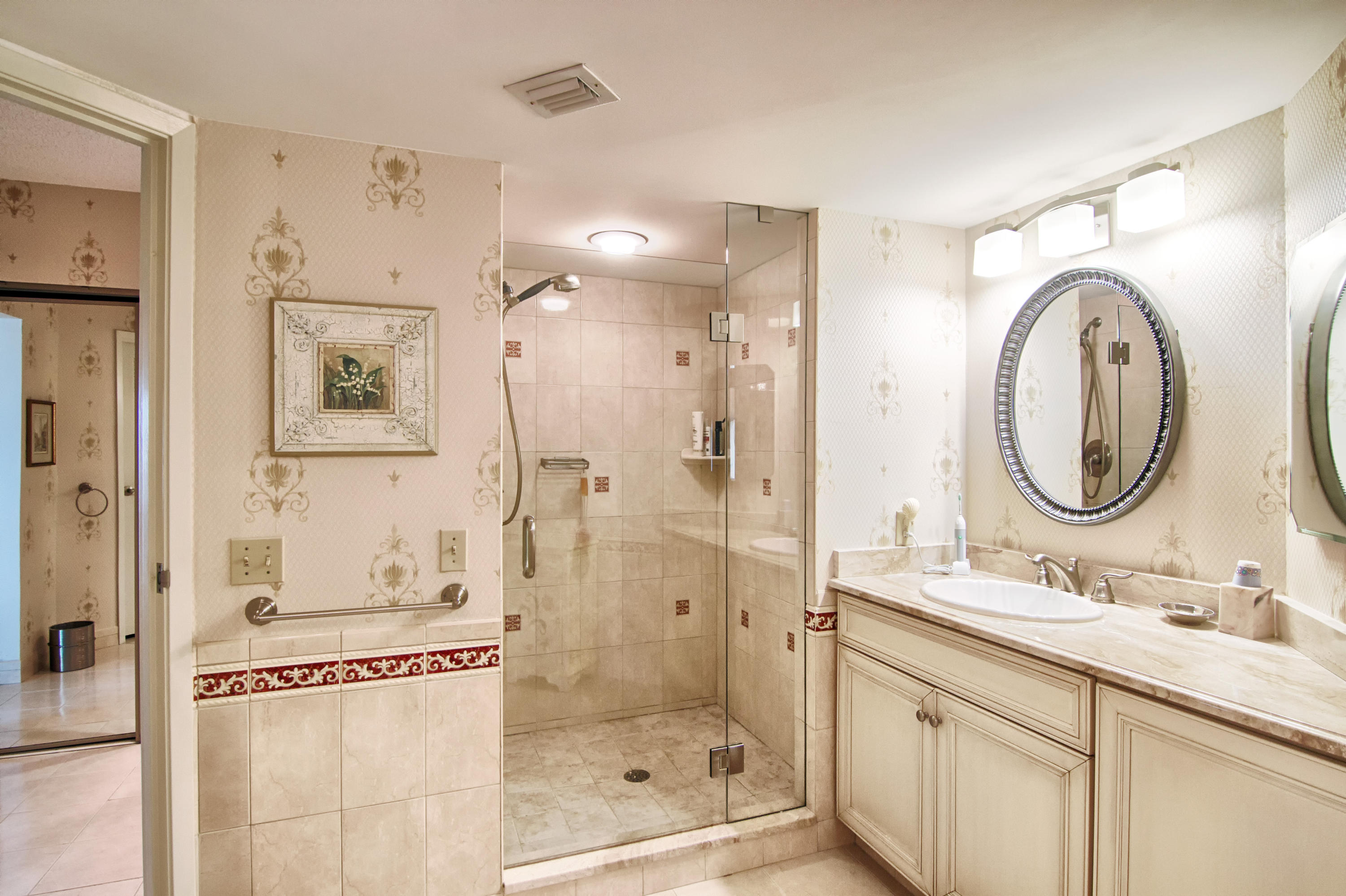 LANDS OF THE PRESIDENT - Residential