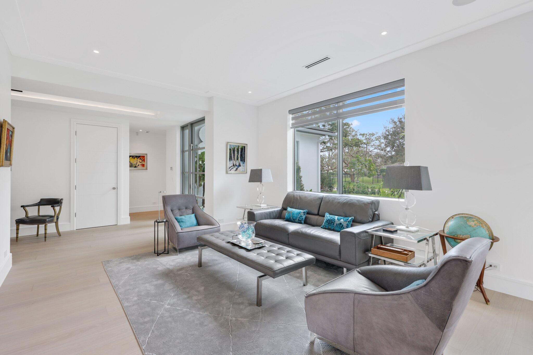 DELRAY DUNES 2ND SEC - Residential