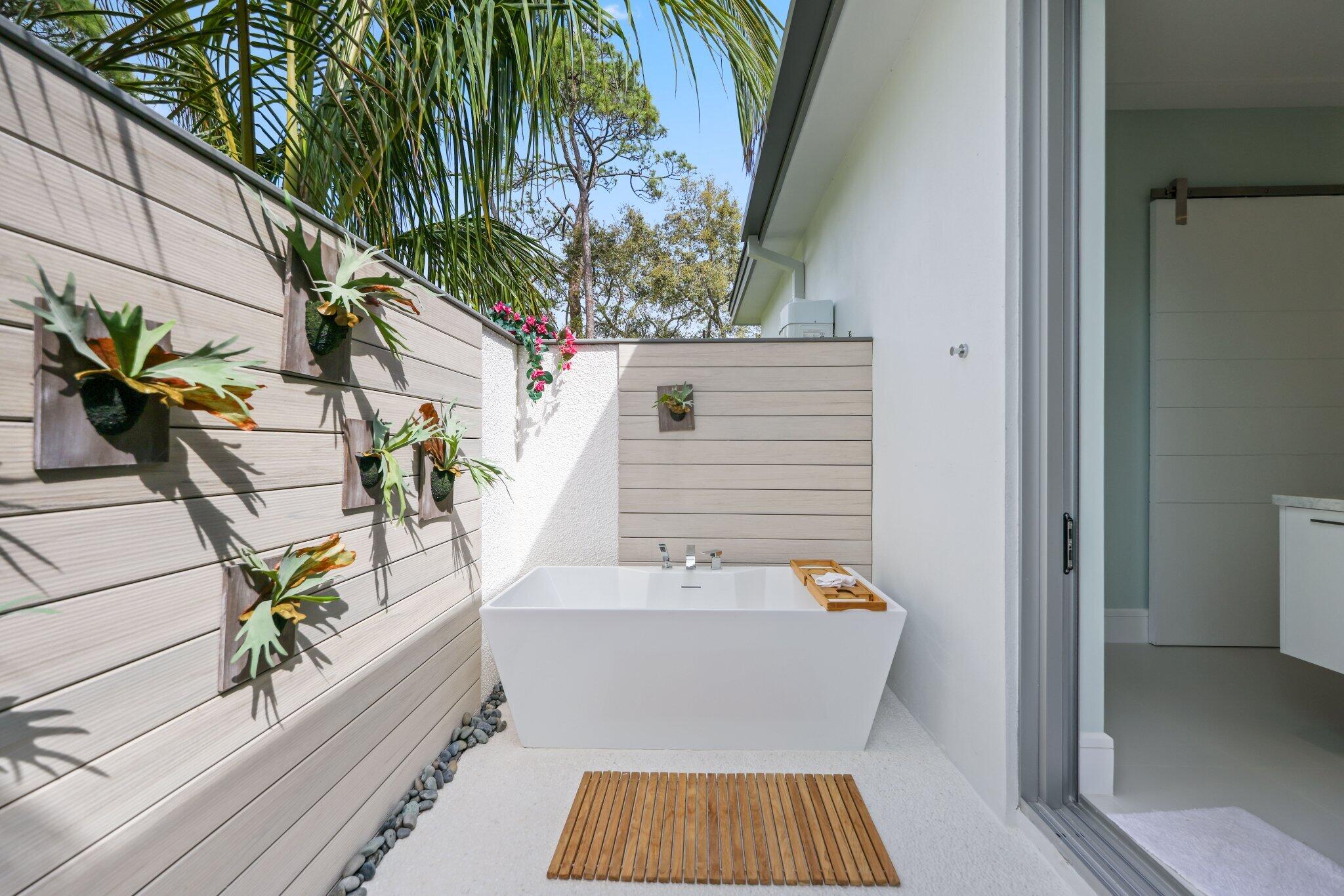 DELRAY DUNES 2ND SEC - Residential