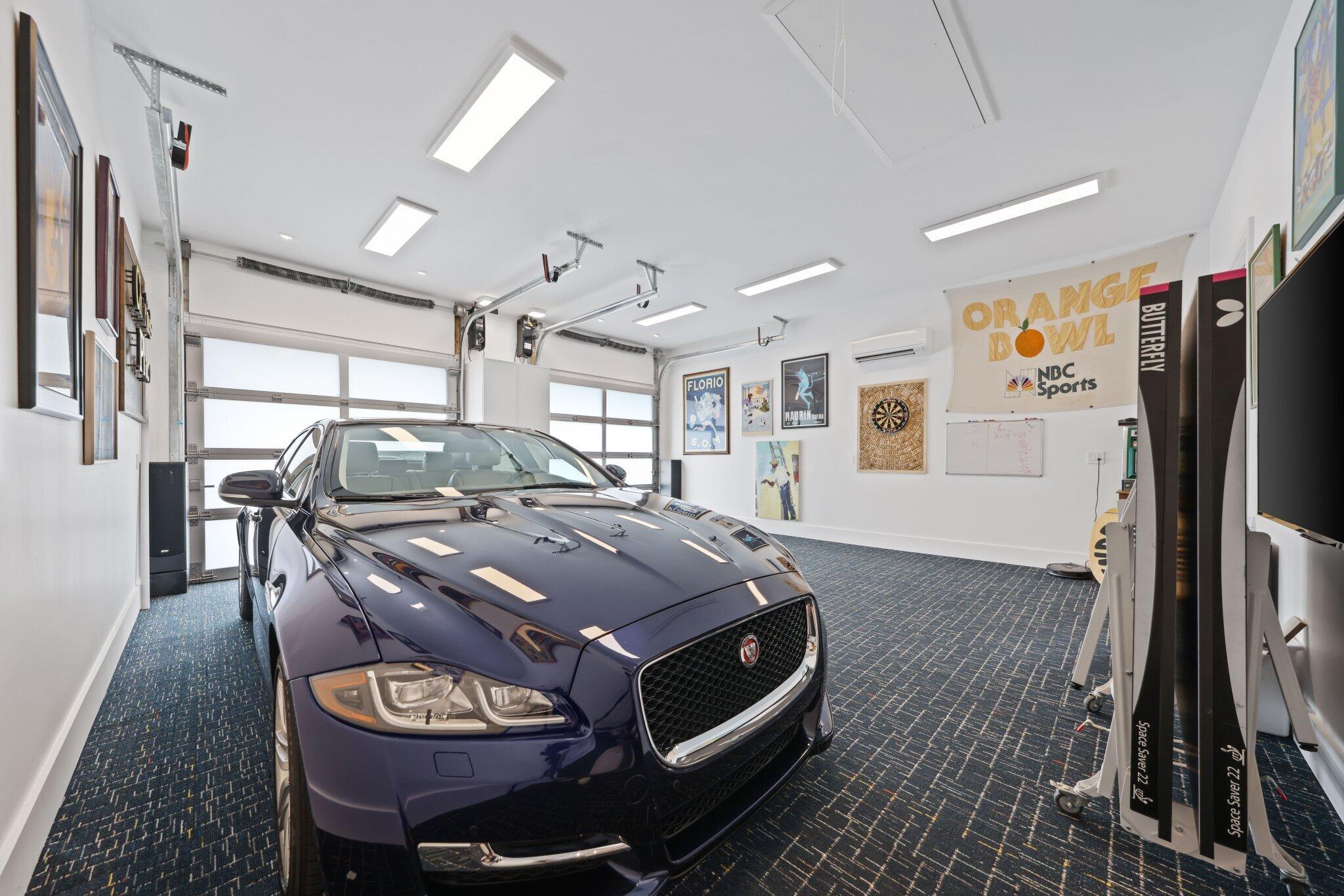 DELRAY DUNES 2ND SEC - Residential