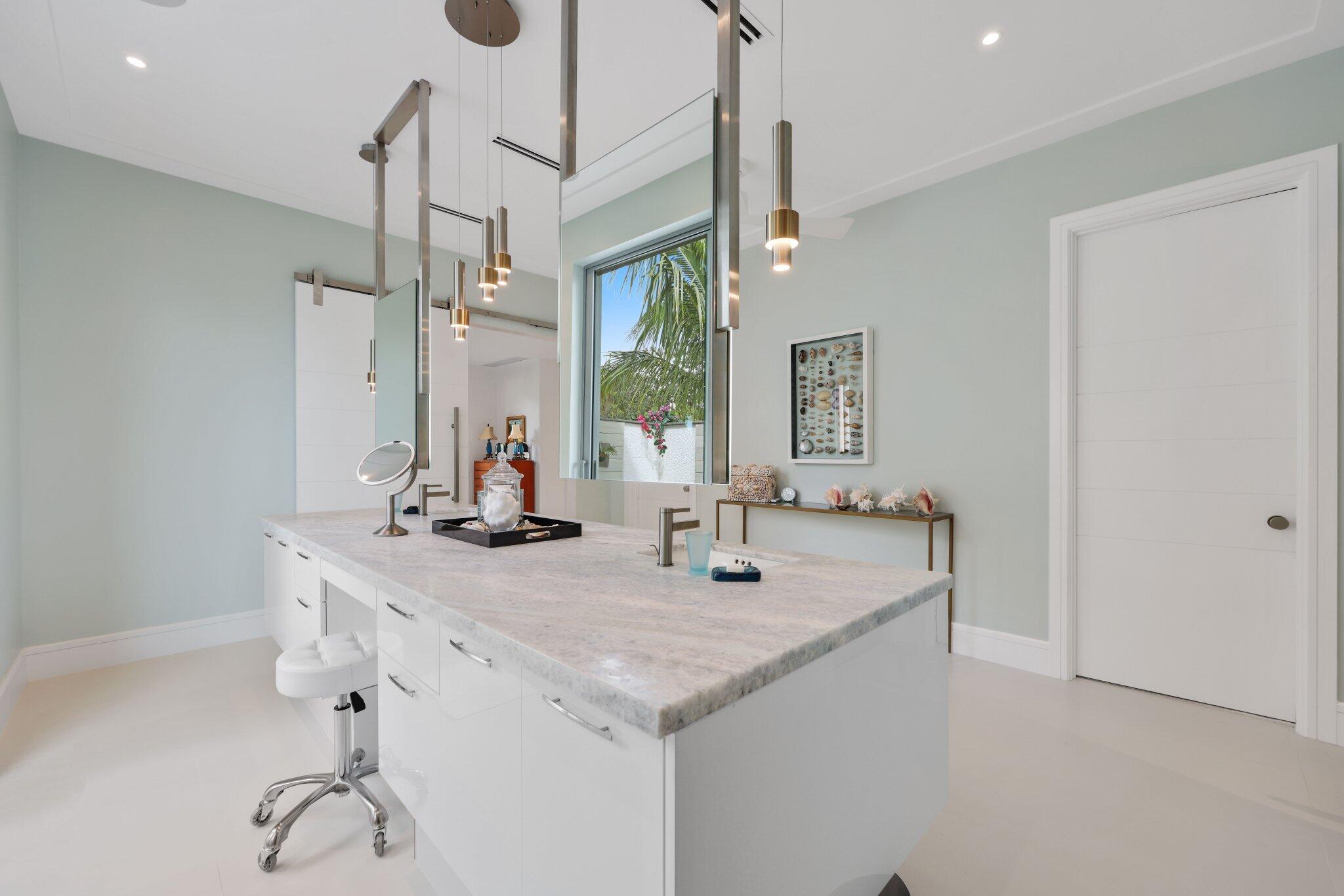 DELRAY DUNES 2ND SEC - Residential