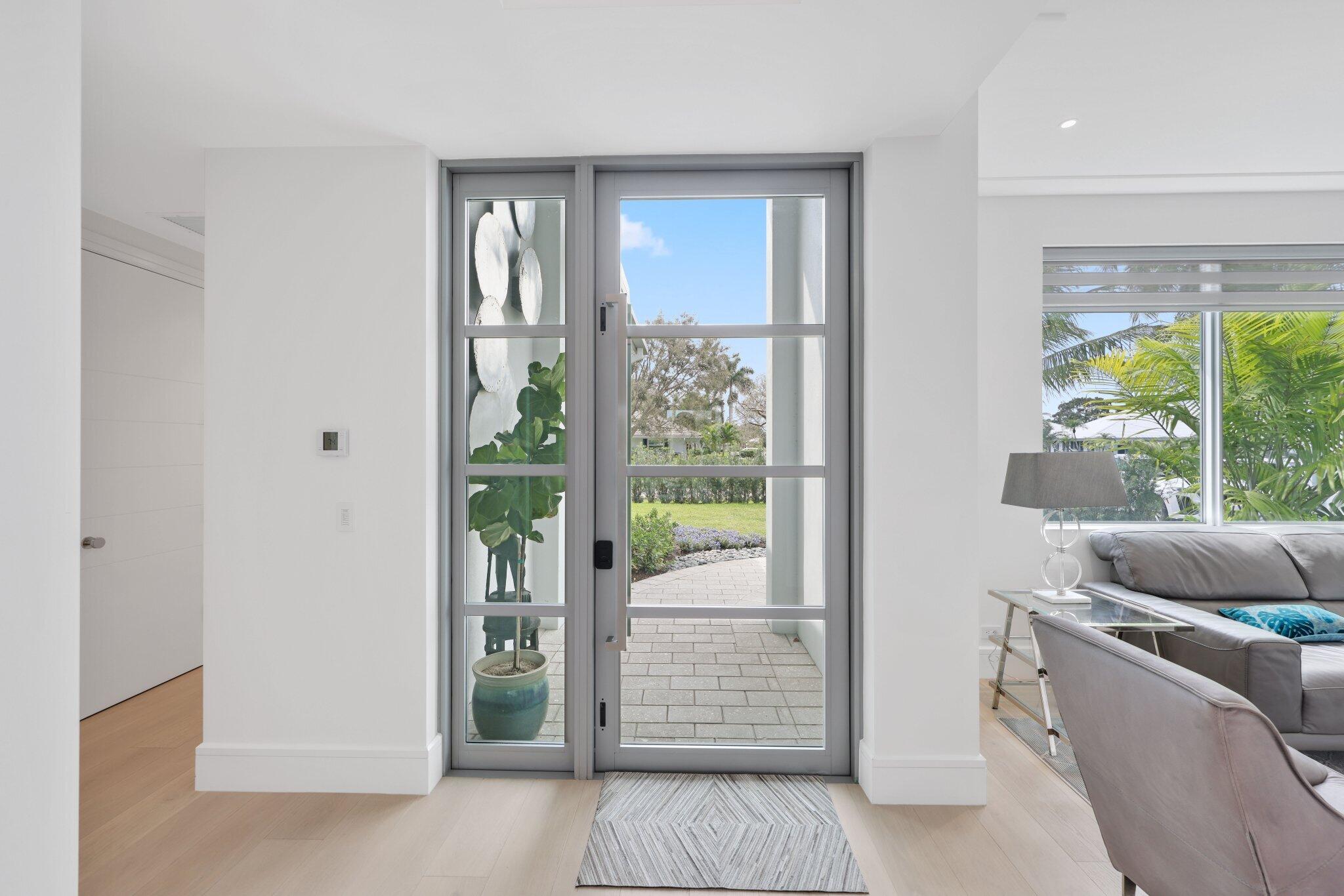 DELRAY DUNES 2ND SEC - Residential