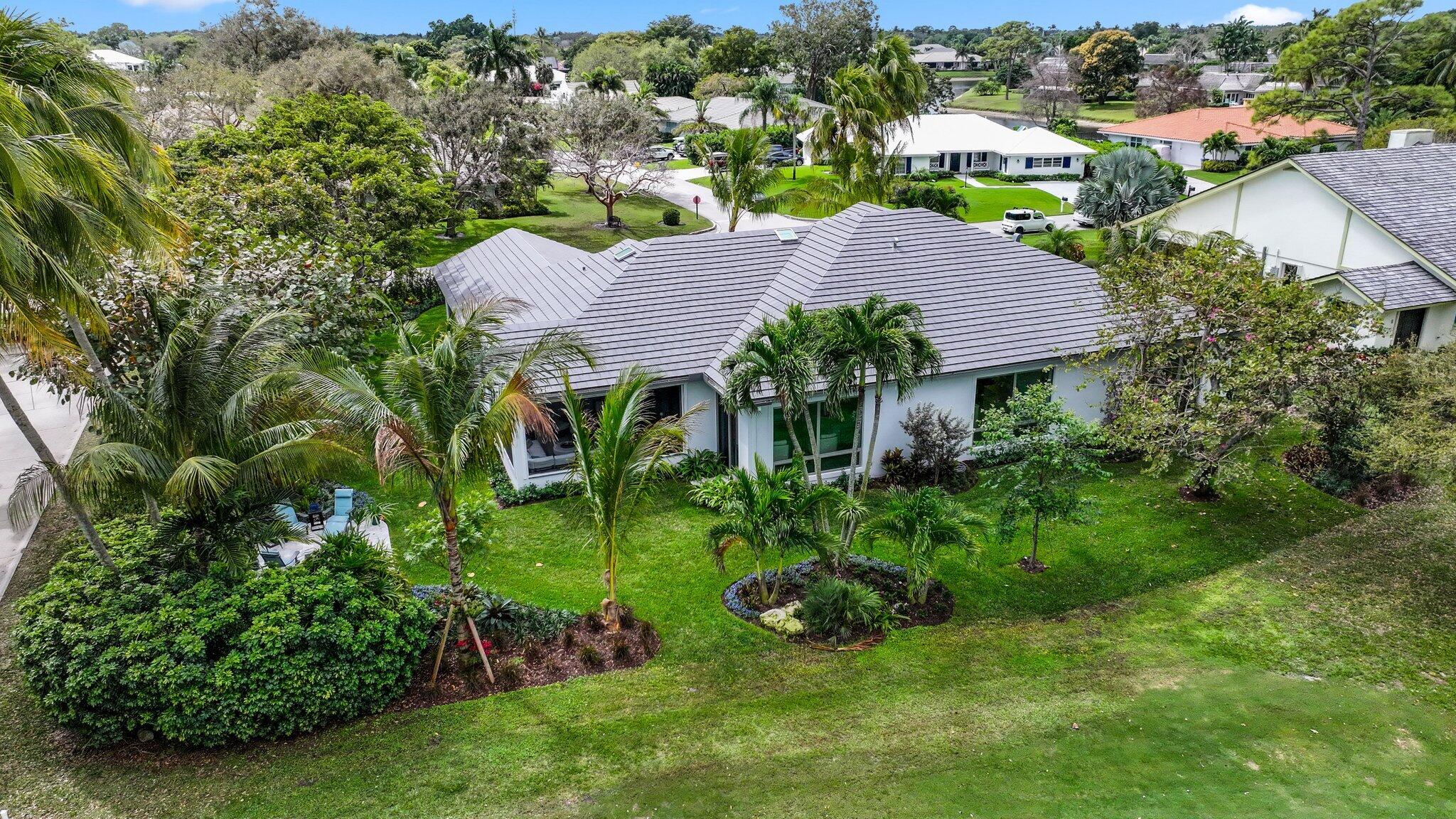 DELRAY DUNES 2ND SEC - Residential