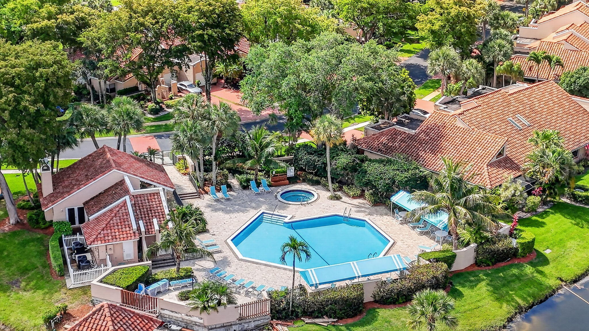 MERIDIANA AT BOCA POINTE - Residential