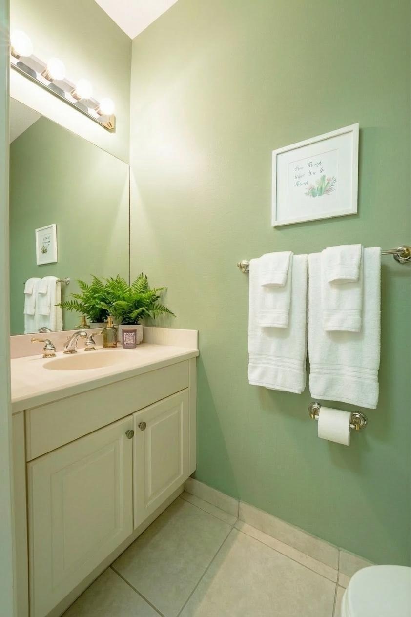 SECOND REPLAT OF PORTOFINO ISLES - Residential