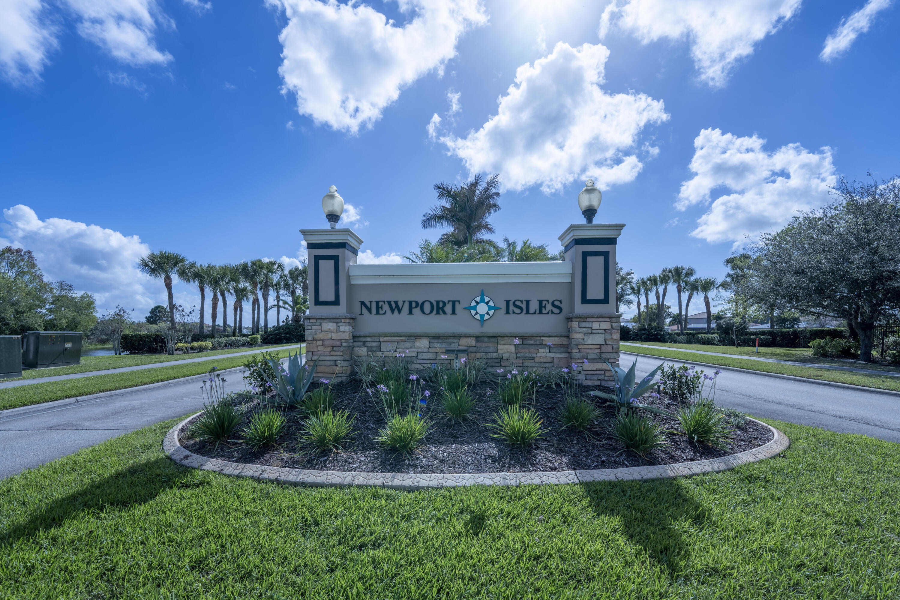 SECOND REPLAT OF PORTOFINO ISLES - Residential